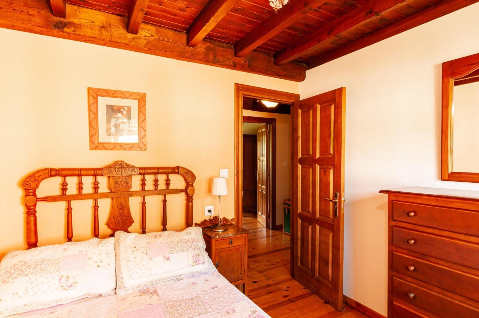 Casa Rural La Regoria Carreña Exterior foto